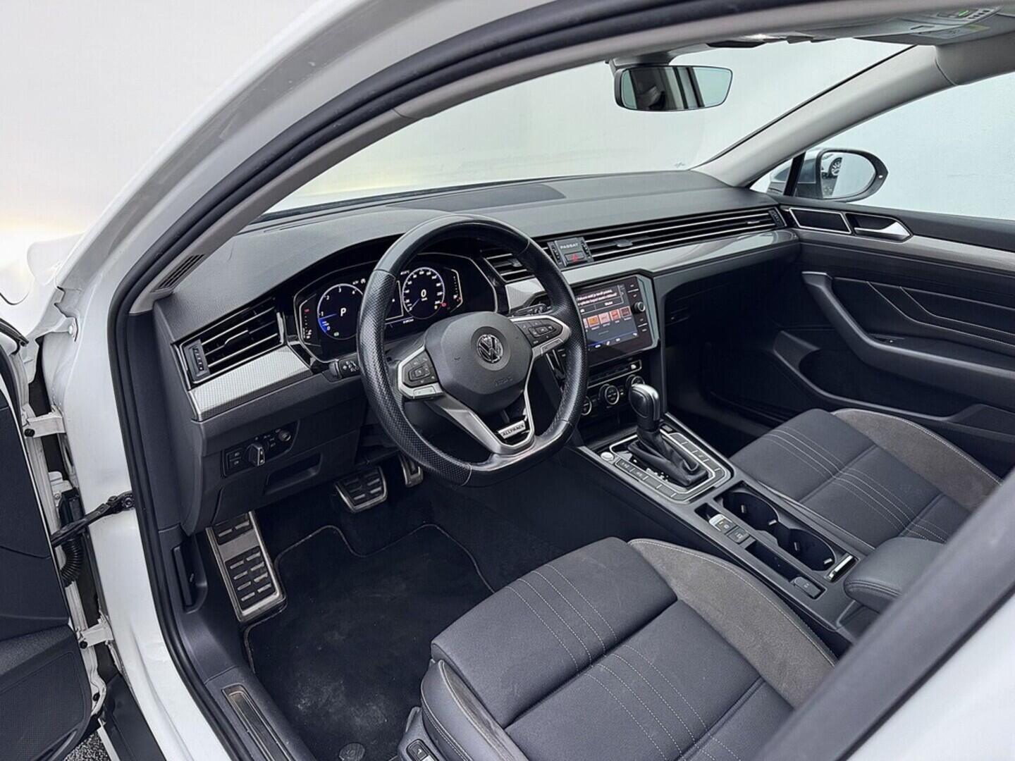 O419V08002_19.webp_PASSAT Alltrack 2.0 TDI 140 kW automat, DPH