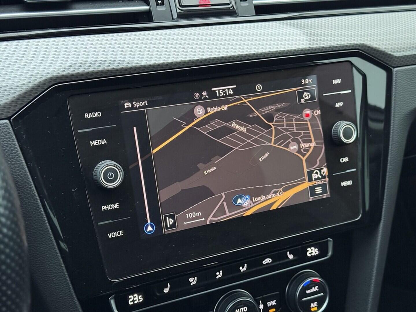 O419V08002_27.webp_PASSAT Alltrack 2.0 TDI 140 kW automat, DPH