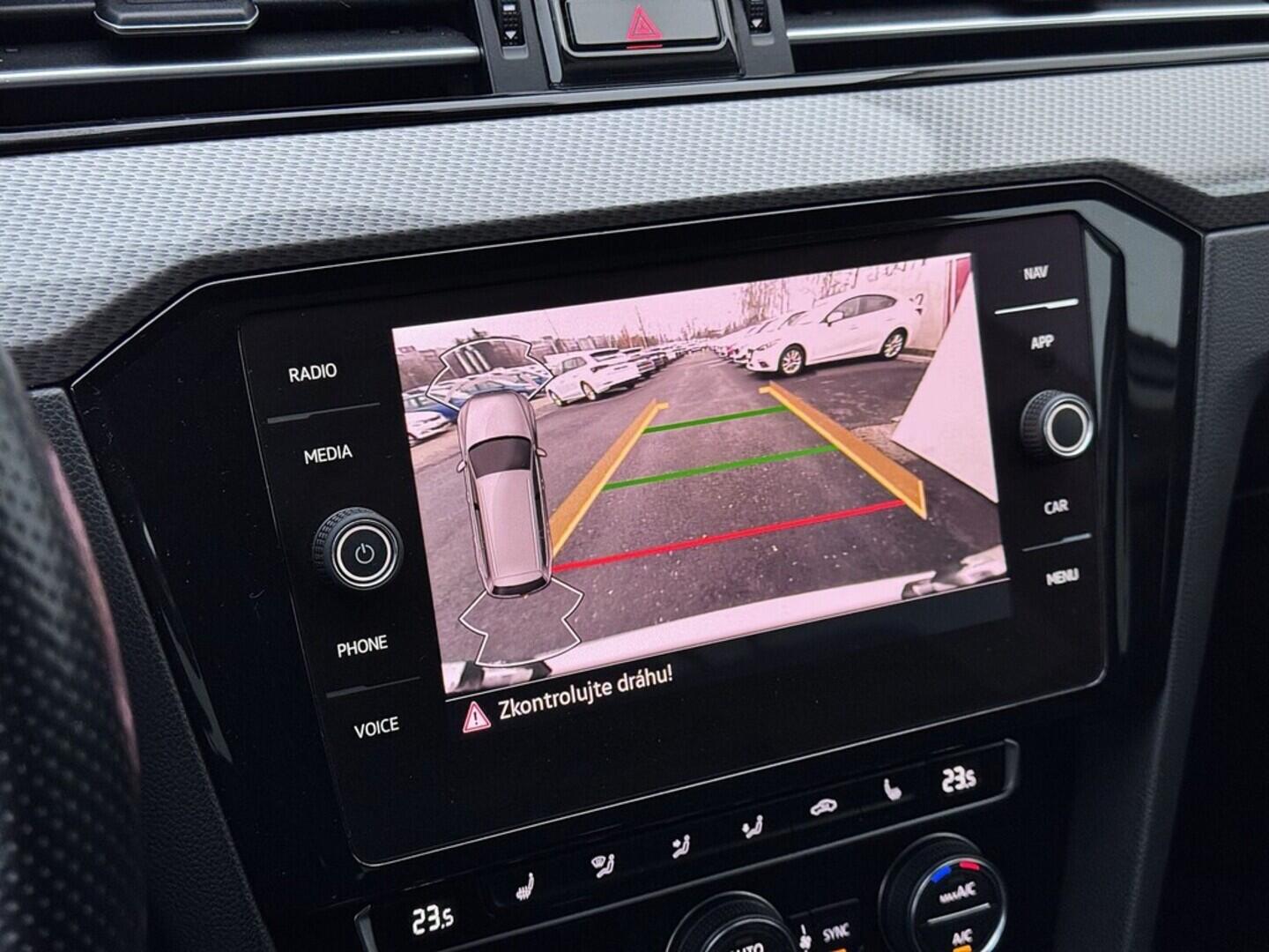 O419V08002_29.webp_PASSAT Alltrack 2.0 TDI 140 kW automat, DPH