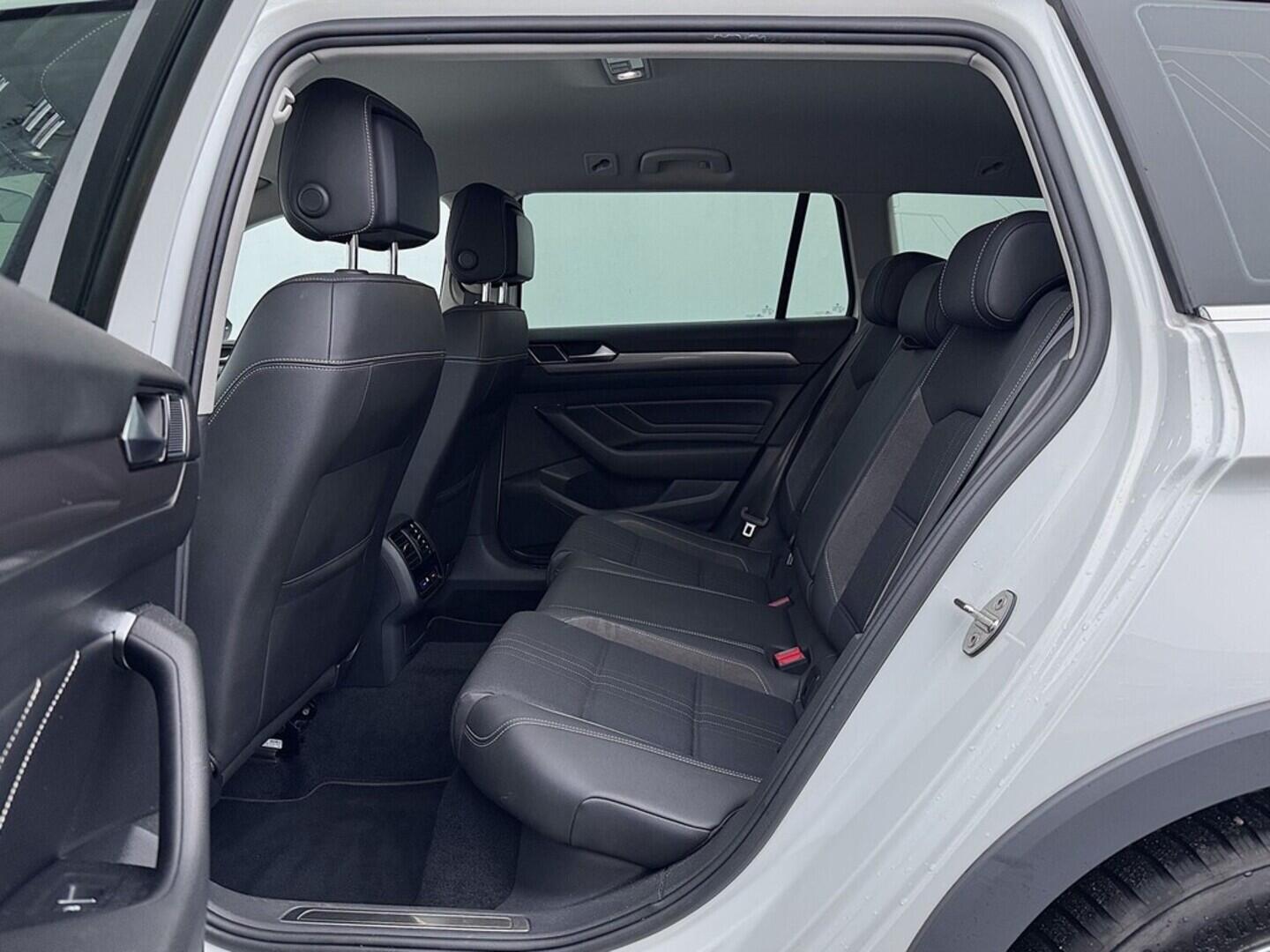 O419V08002_32.webp_PASSAT Alltrack 2.0 TDI 140 kW automat, DPH