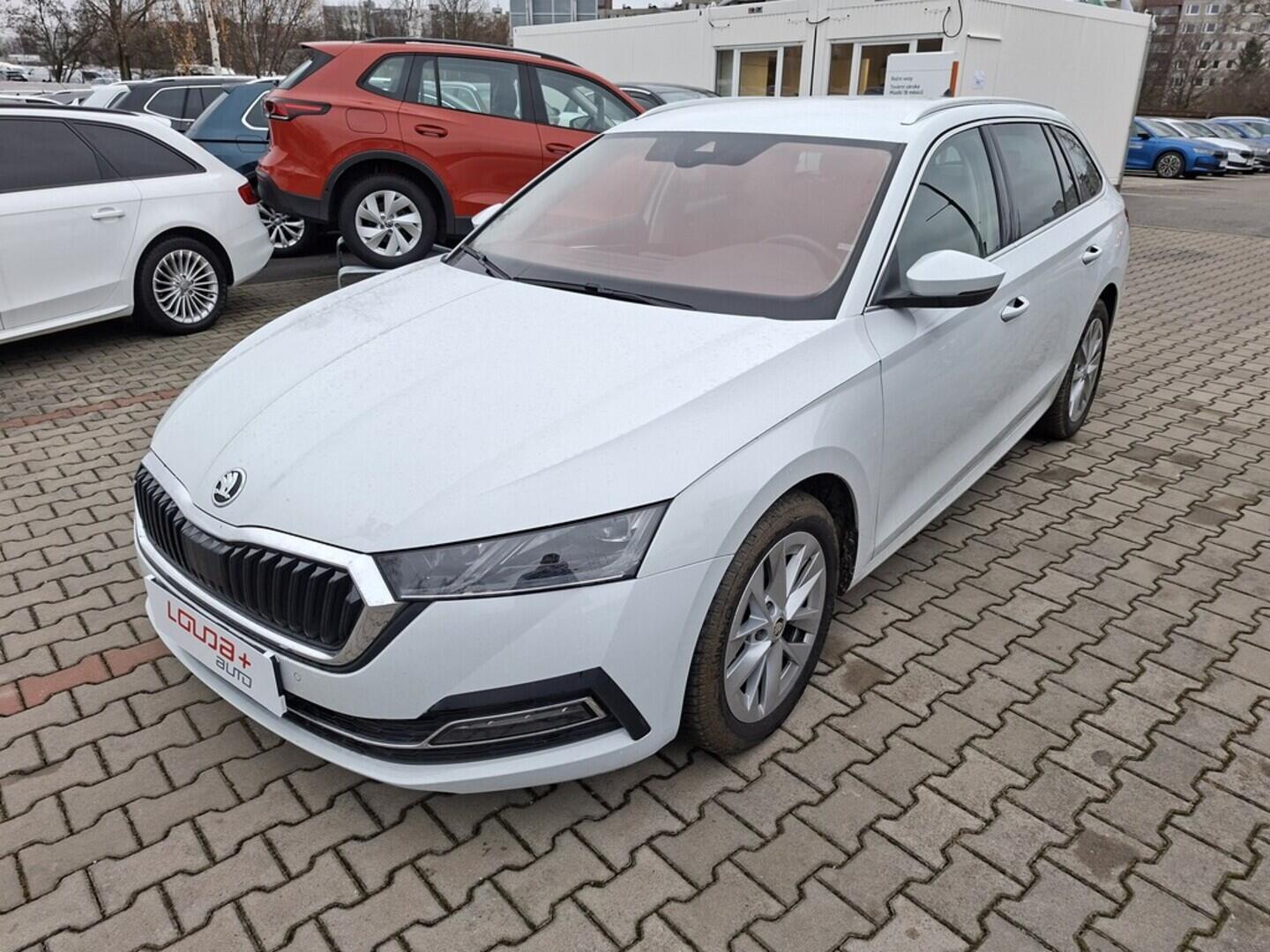 O419V08004_10.webp_OCTAVIA Style 2.0 TDI 110 kW automat, DPH