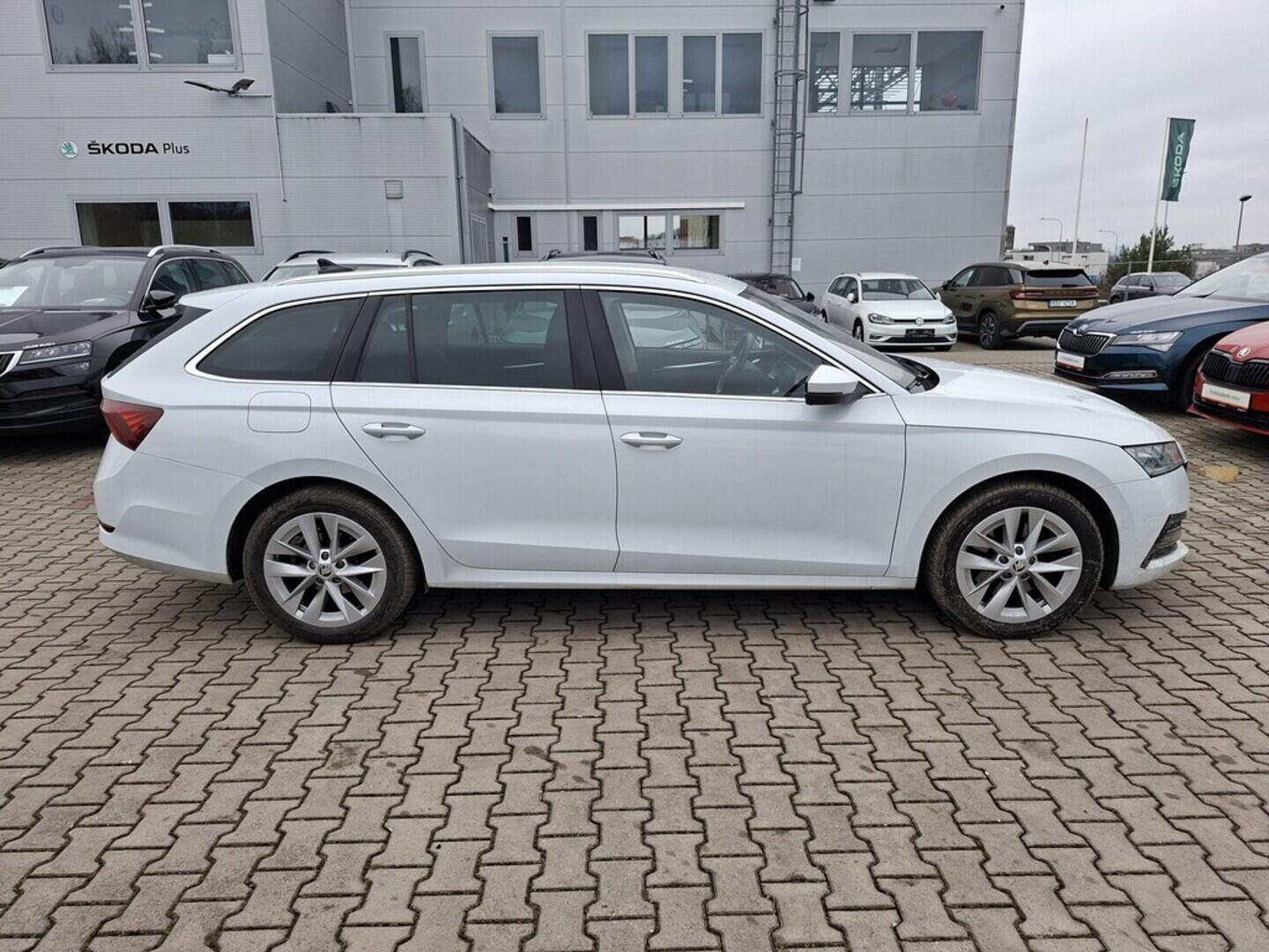 O419V08005_12.webp_OCTAVIA Style 2.0 TDI 110 kW automat, DPH