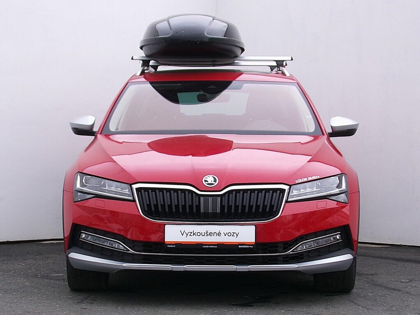 O419V08006_13.webp_SUPERB Scout 2.0 TSI 206 kW automat, DPH