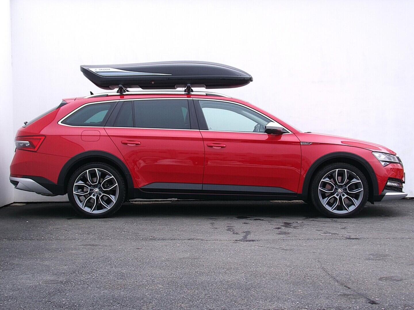 O419V08006_16.webp_SUPERB Scout 2.0 TSI 206 kW automat, DPH