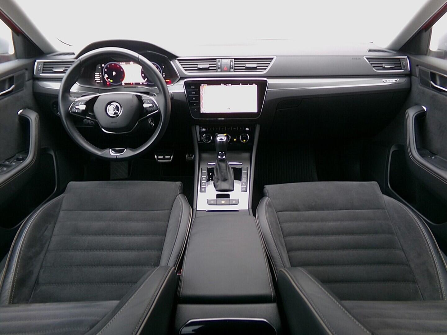 O419V08006_18.webp_SUPERB Scout 2.0 TSI 206 kW automat, DPH