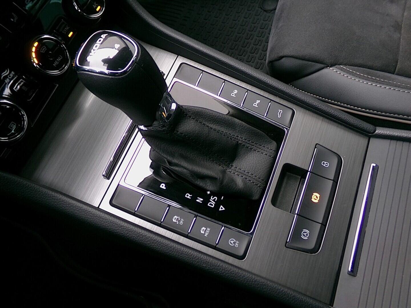 O419V08006_36.webp_SUPERB Scout 2.0 TSI 206 kW automat, DPH