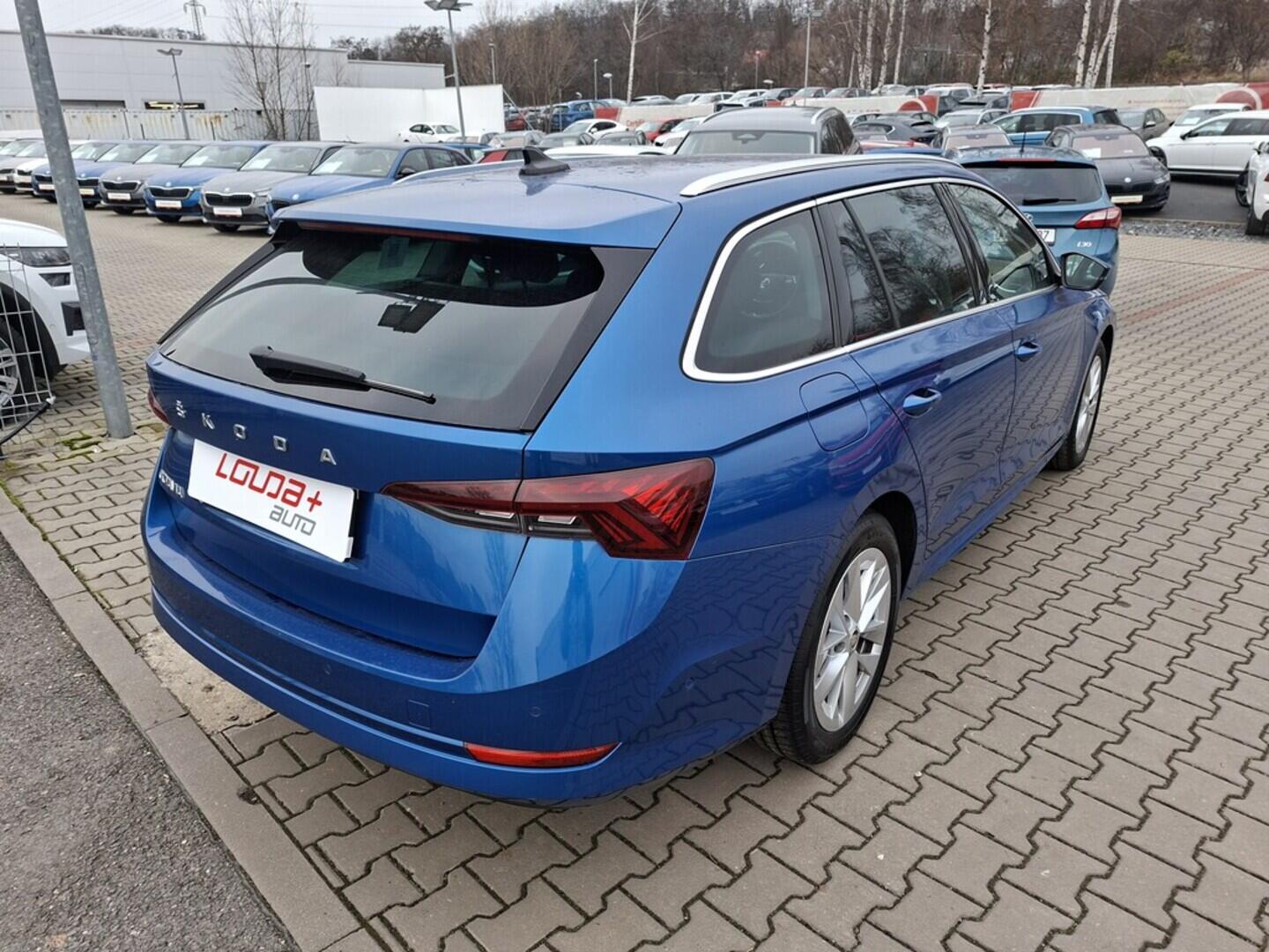 O419V08008_11.webp_OCTAVIA Style 2.0 TDI 110 kW automat, DPH