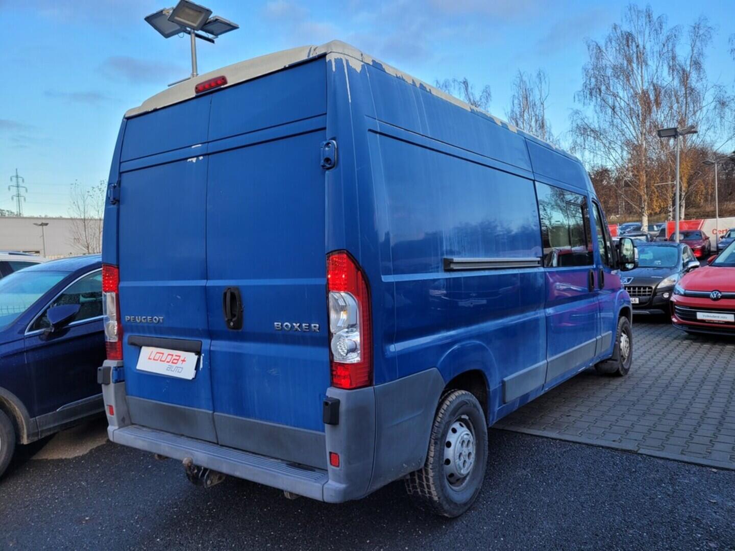 O419V08009_11.webp_BOXER . 2.2 4HU 88 kW manuál