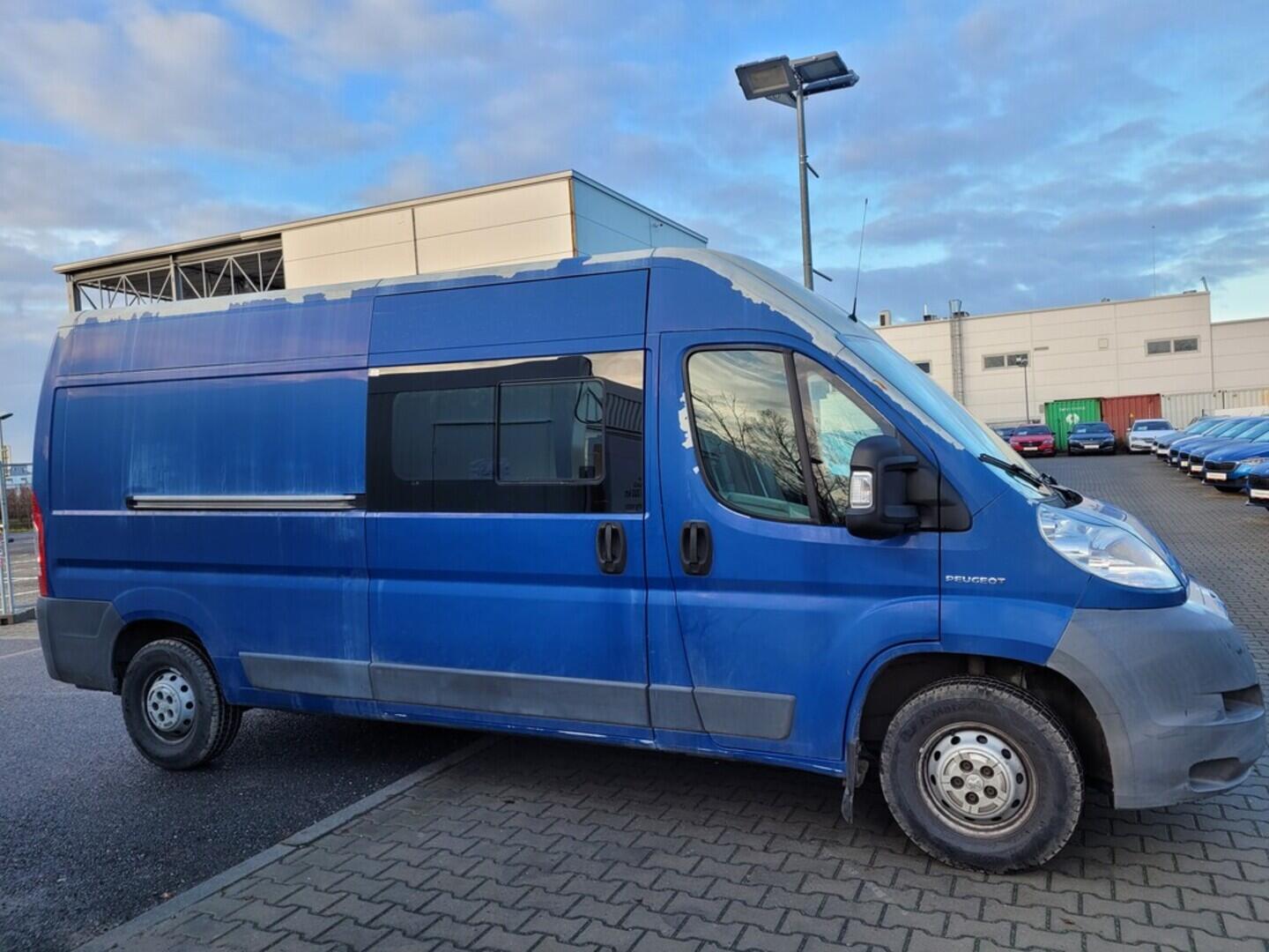 O419V08009_12.webp_BOXER . 2.2 4HU 88 kW manuál