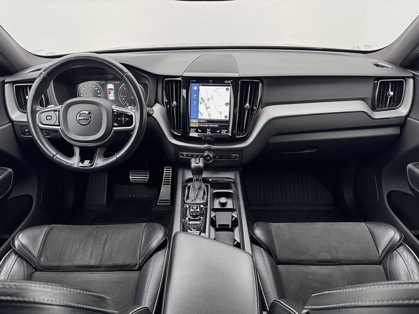 O419V08011_18.webp_XC60 R-design 2.0 D4204T14 140 kW automat