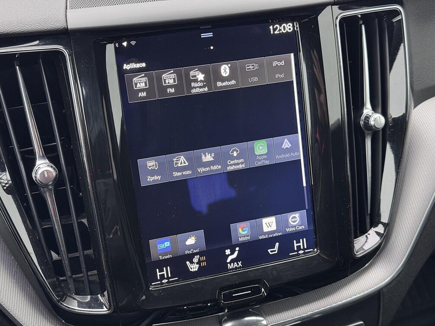 O419V08011_26.webp_XC60 R-design 2.0 D4204T14 140 kW automat