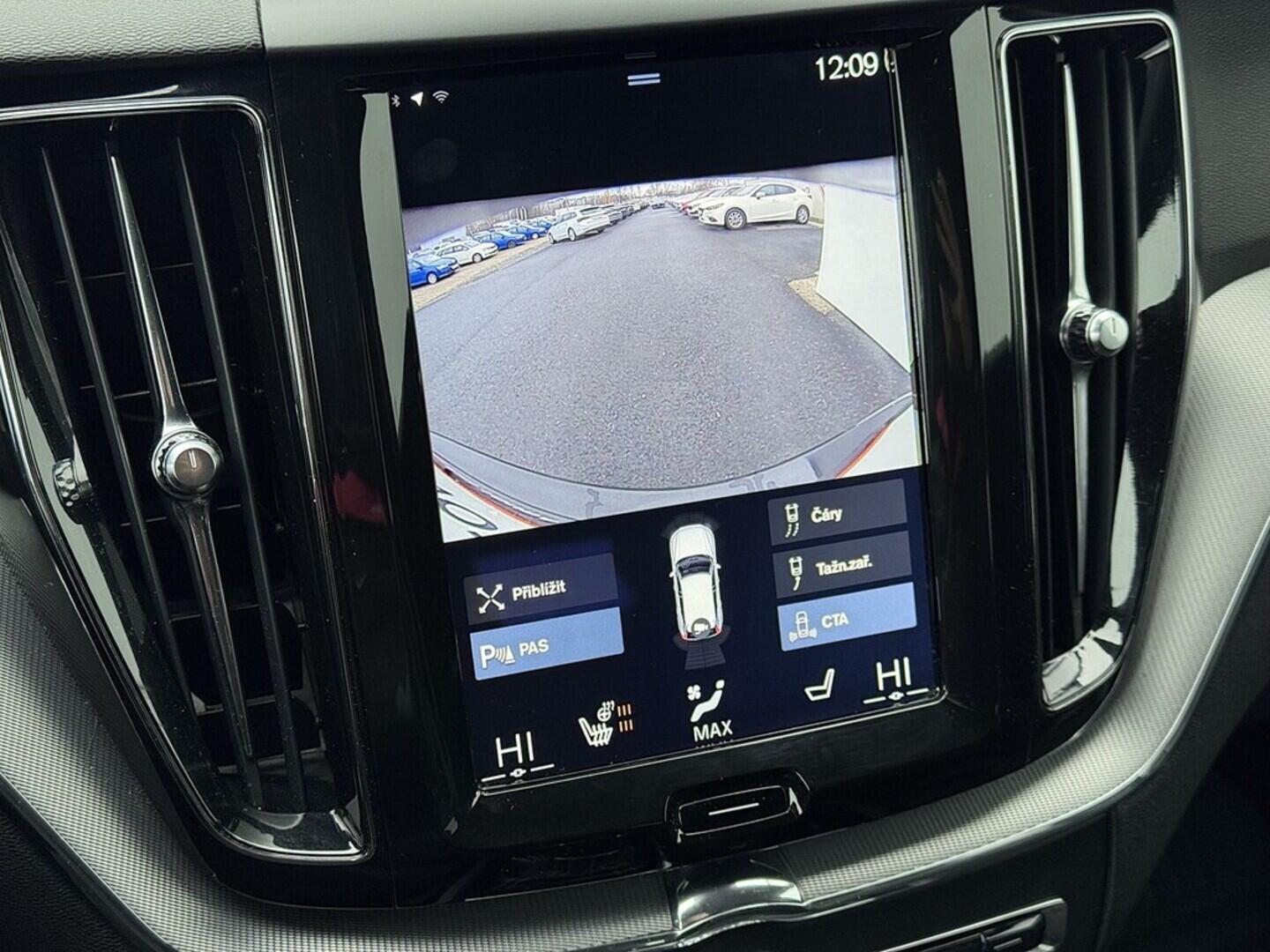 O419V08011_28.webp_XC60 R-design 2.0 D4204T14 140 kW automat