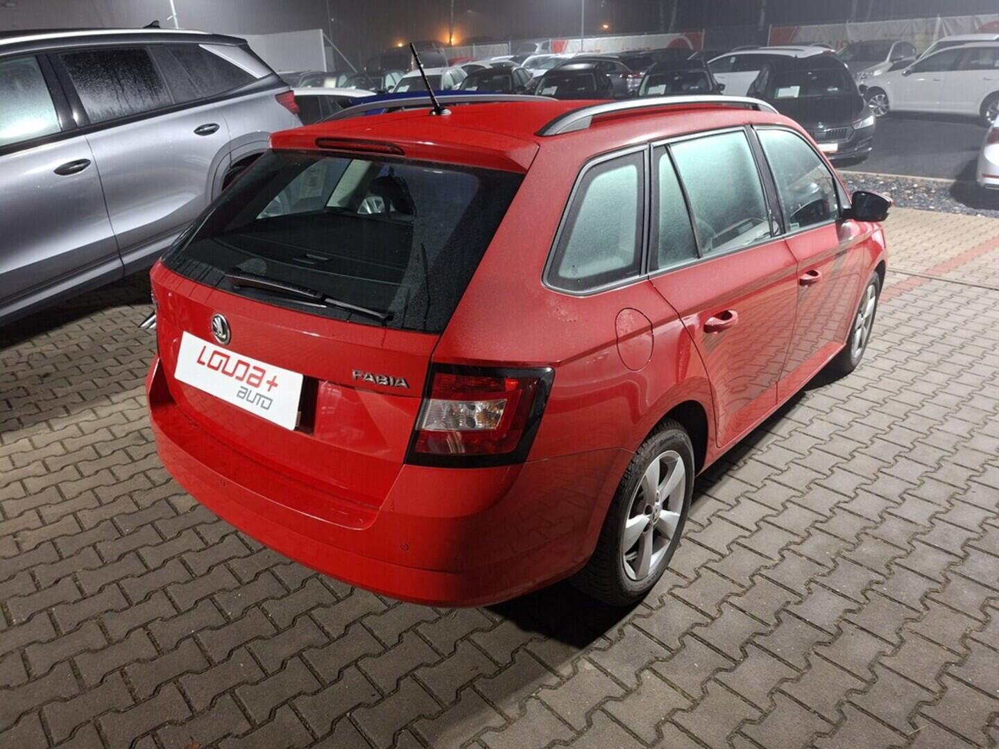 O419V08014_11.webp_FABIA Ambition 1.2 TSI 66 kW manuál