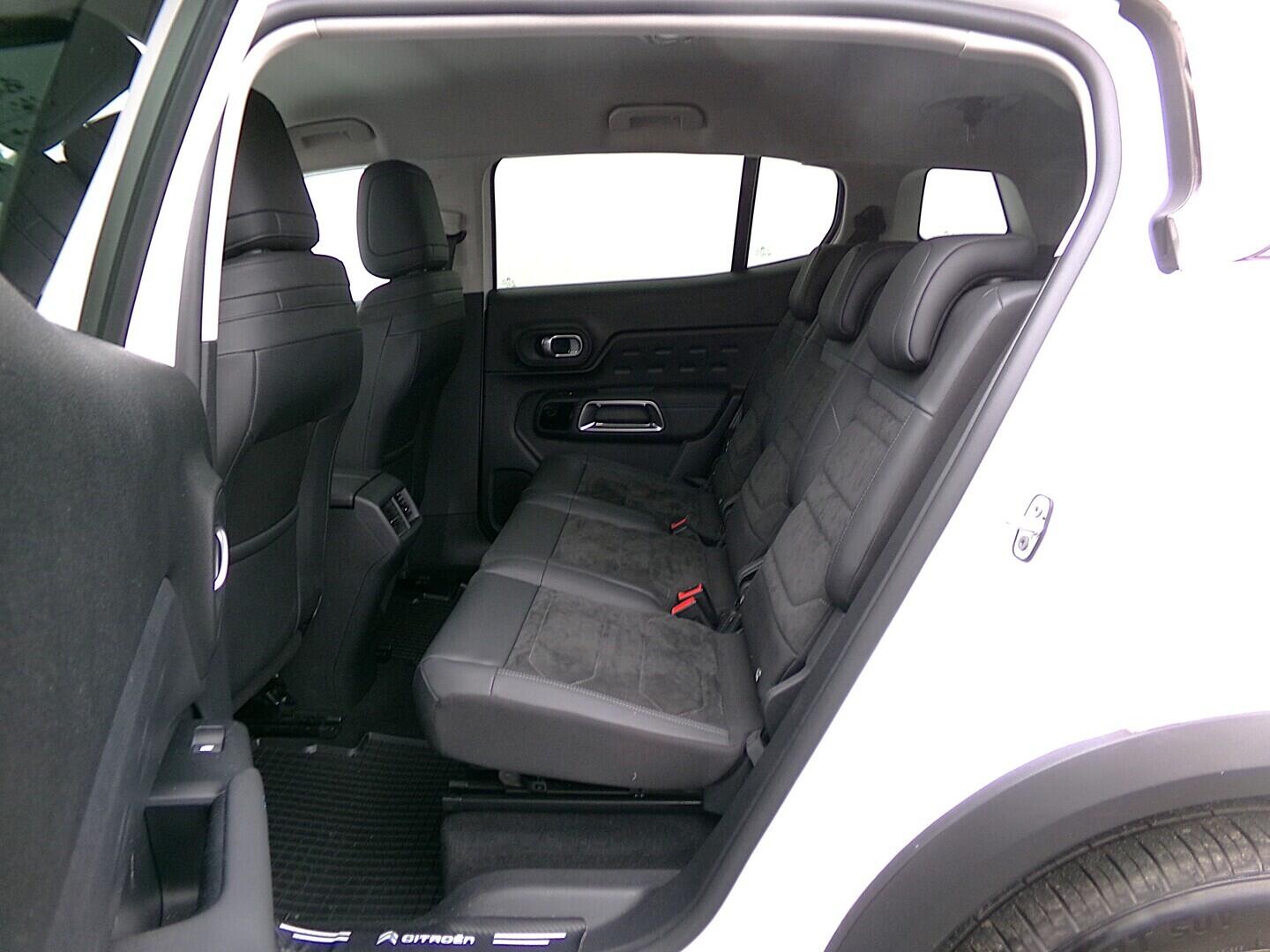 O419V08015_31.webp_C5 AIRCROS Feel pack 1.2 Puretech 96 kW automat