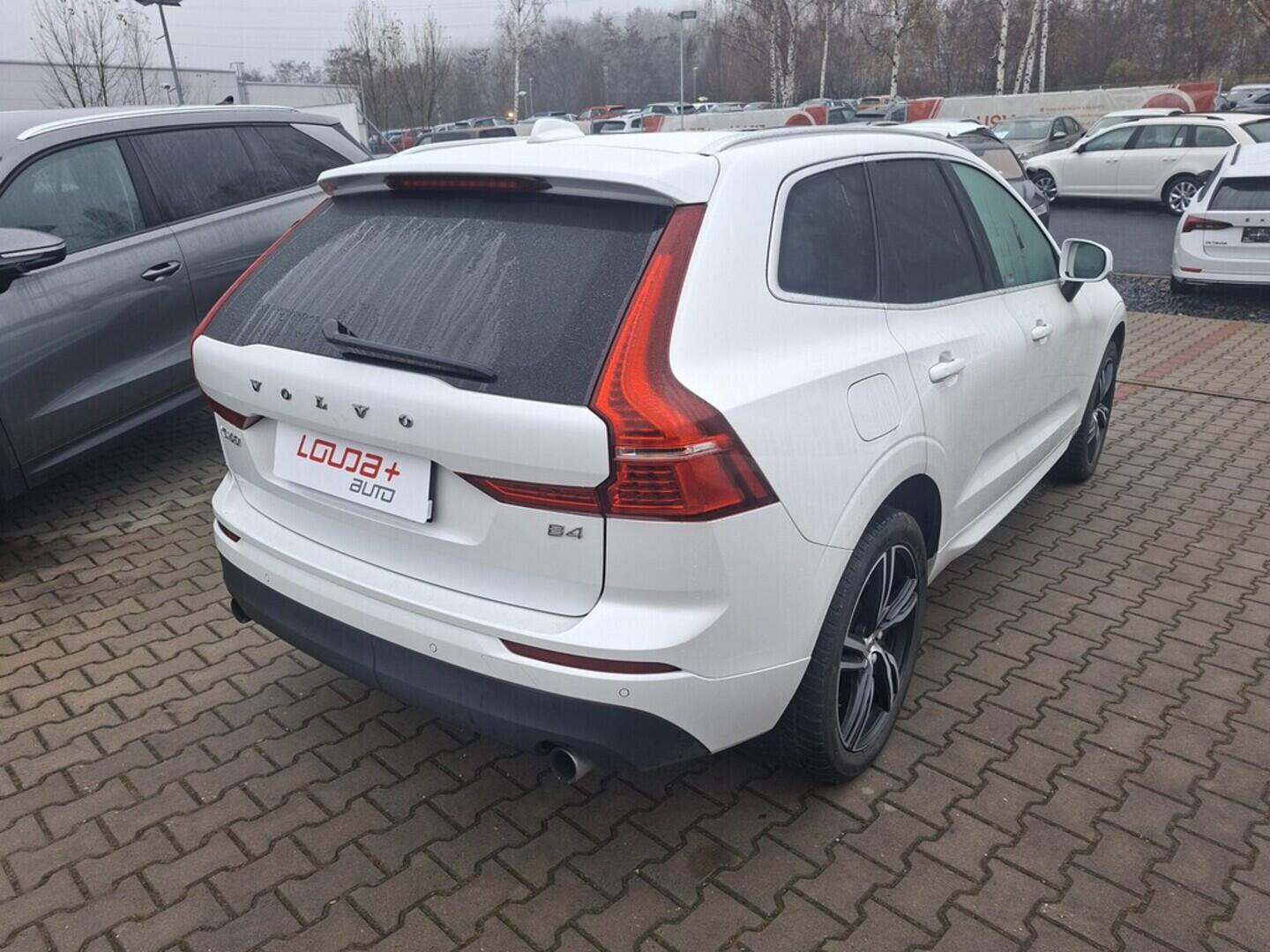 O419V08016_11.webp_XC60 Inscription 2.0 D420T8+EL 145 kW automat