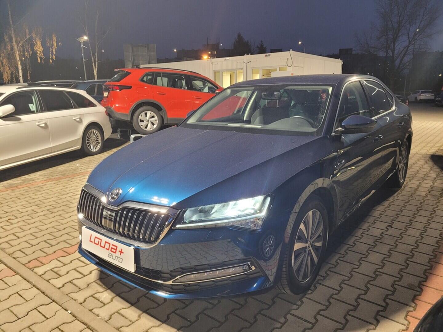 O419V08023_10.webp_SUPERB Style 2.0 TDI 110 kW automat