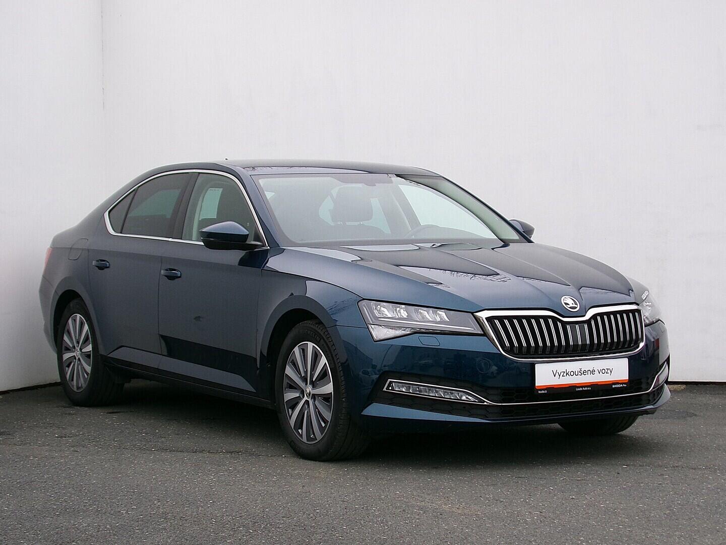 O419V08023_14.webp_SUPERB Style 2.0 TDI 110 kW automat