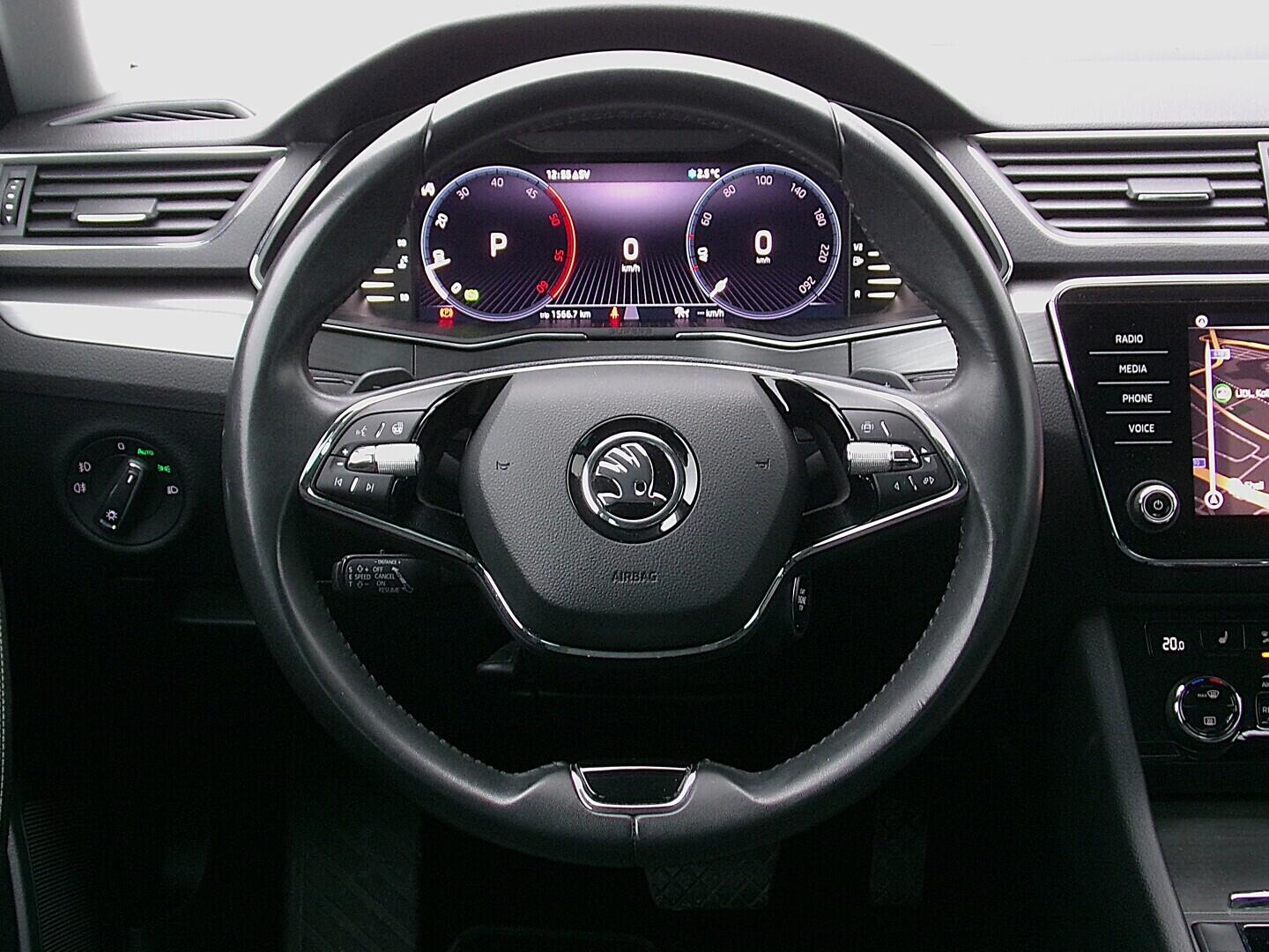 O419V08023_23.webp_SUPERB Style 2.0 TDI 110 kW automat