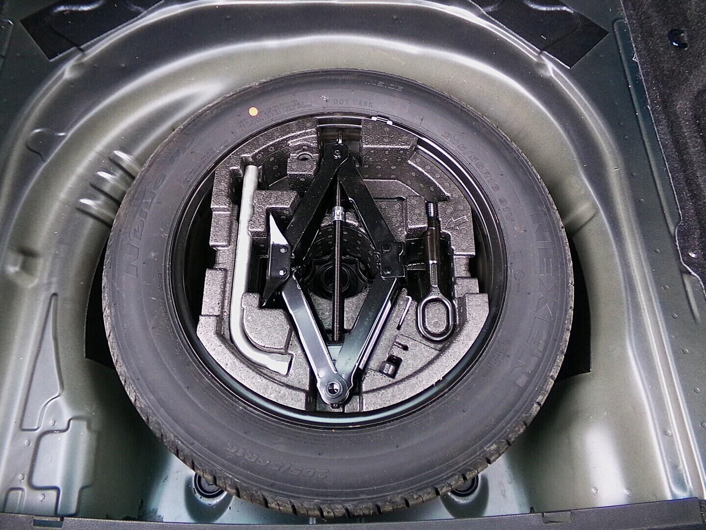 O419V08023_37.webp_SUPERB Style 2.0 TDI 110 kW automat