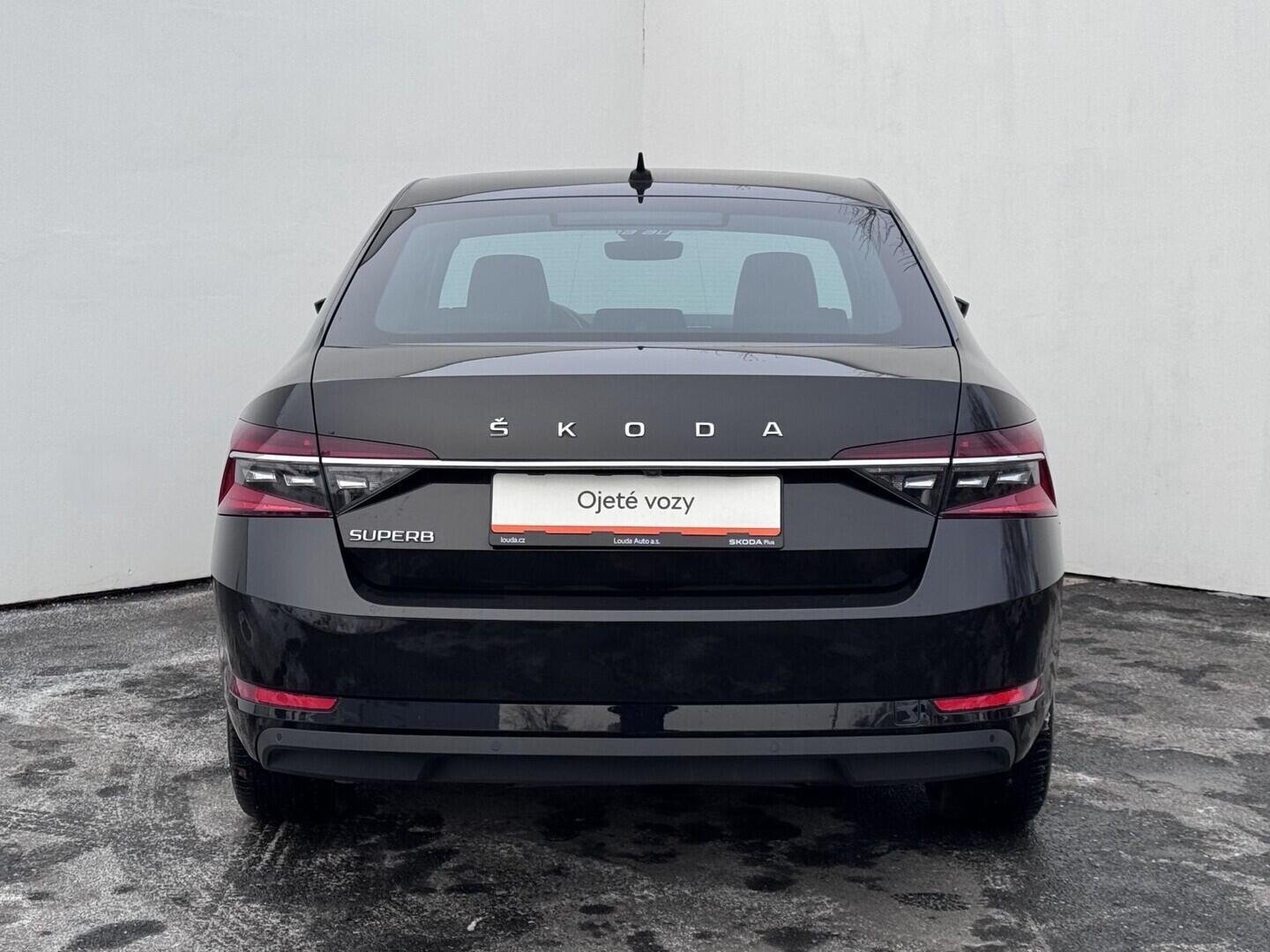 O419V08024_17.webp_SUPERB Style 2.0 TDI 147 kW automat, DPH