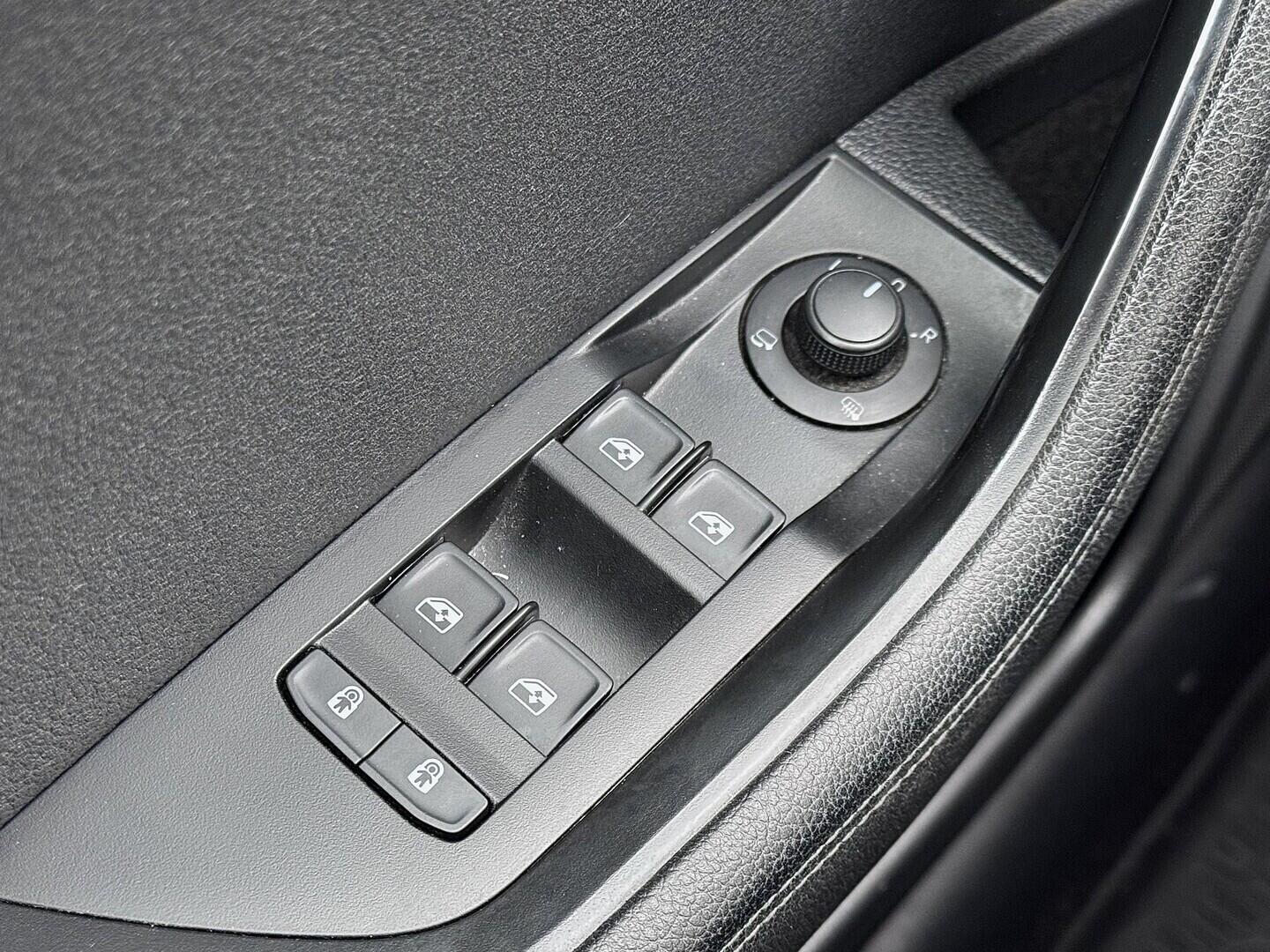 O419V08024_21.webp_SUPERB Style 2.0 TDI 147 kW automat, DPH