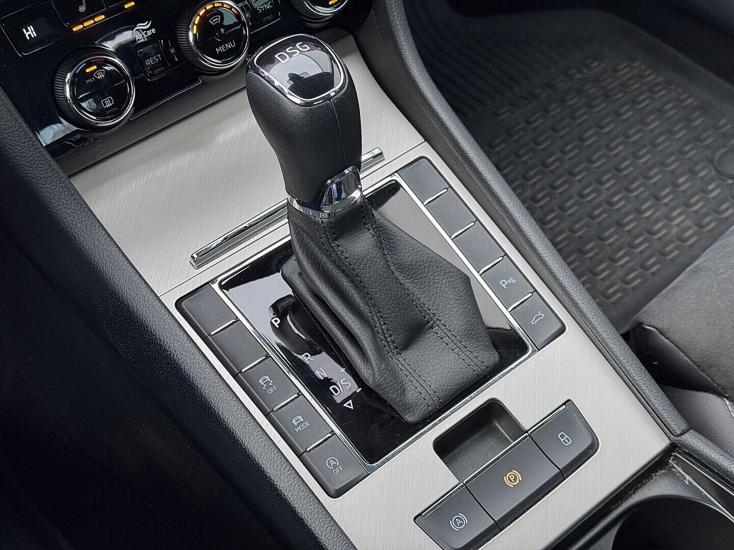 O419V08024_31.webp_SUPERB Style 2.0 TDI 147 kW automat, DPH