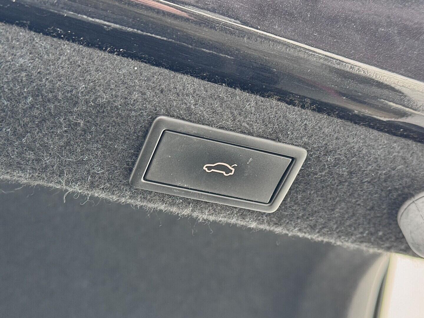 O419V08024_35.webp_SUPERB Style 2.0 TDI 147 kW automat, DPH