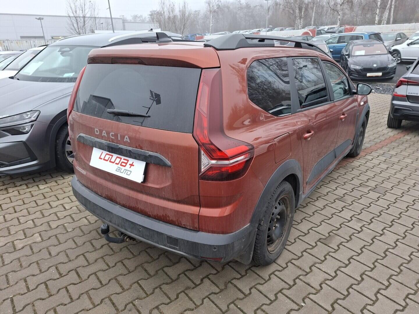 O419V08025_11.webp_JOGGER Extreme 1.0 TCe 81 kW manuál