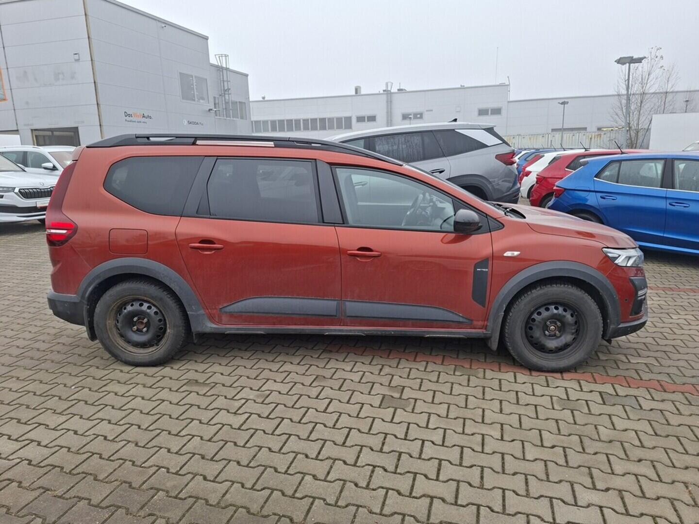 O419V08025_12.webp_JOGGER Extreme 1.0 TCe 81 kW manuál