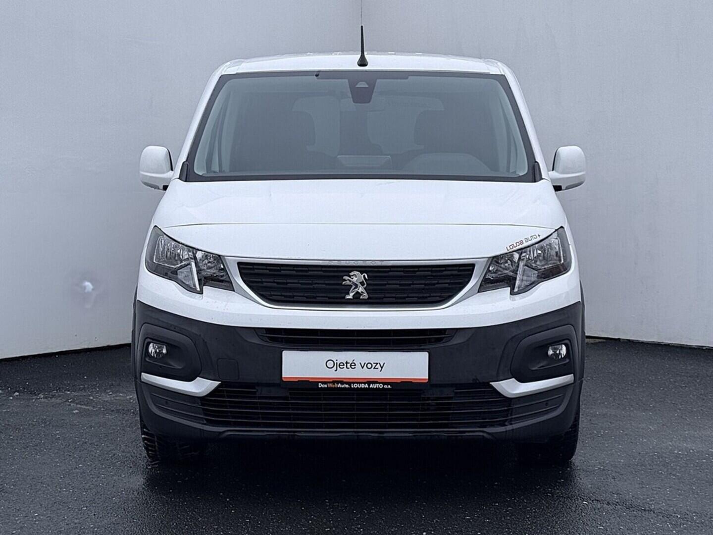 O419V08029_13.webp_RIFTER Active pack 1.5 BlueHDI 96 kW manuál