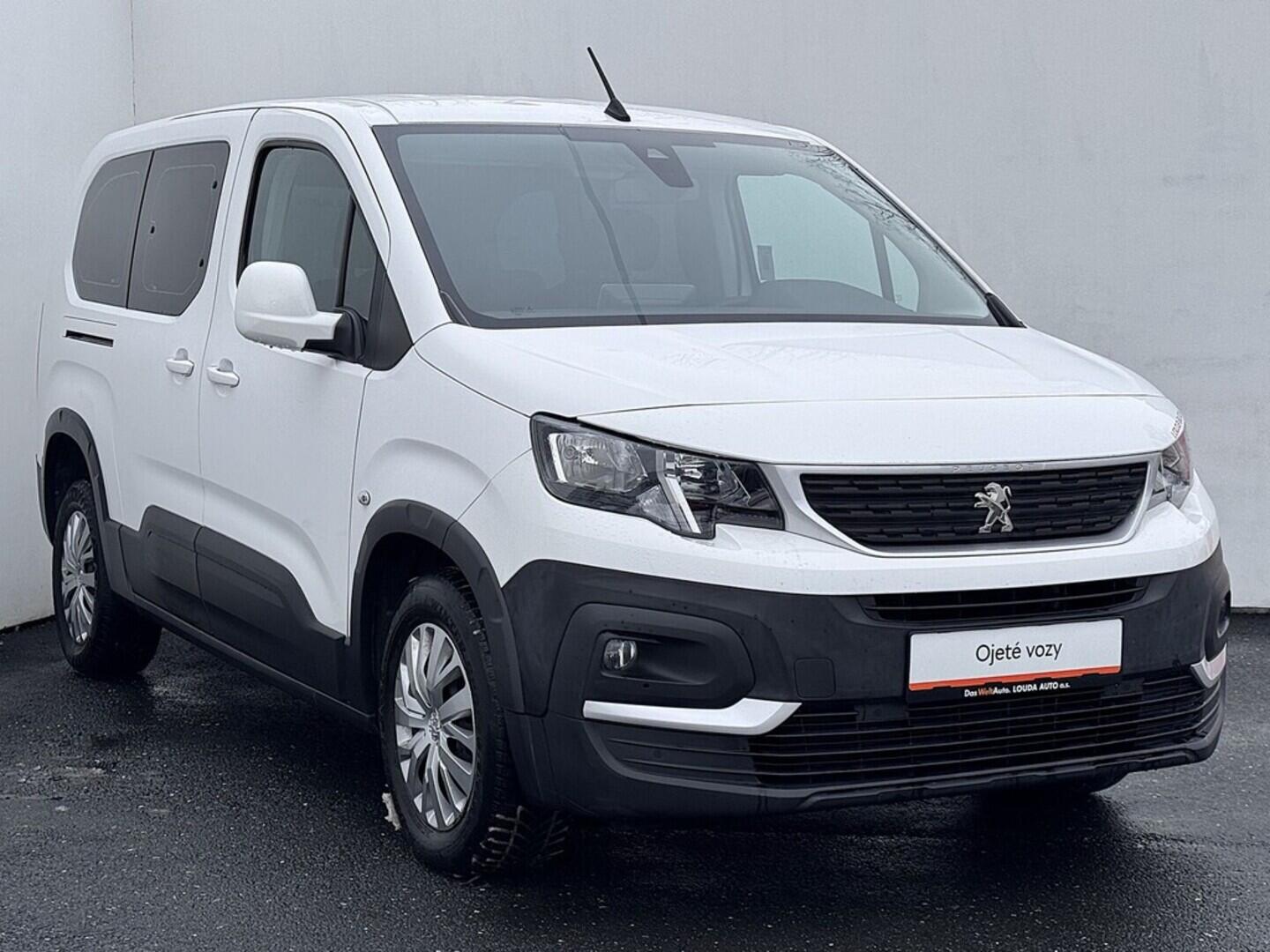 O419V08029_14.webp_RIFTER Active pack 1.5 BlueHDI 96 kW manuál