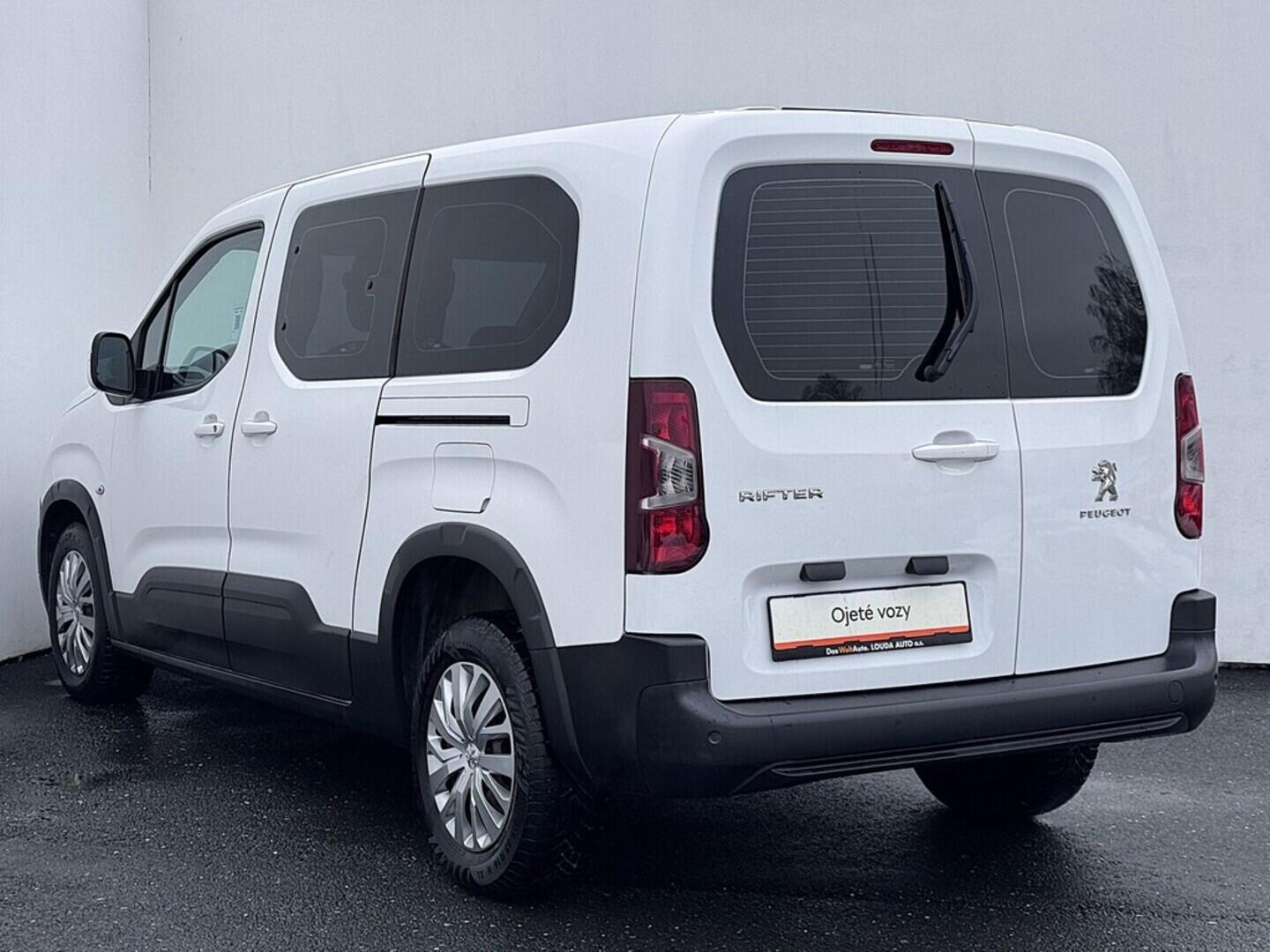 O419V08029_15.webp_RIFTER Active pack 1.5 BlueHDI 96 kW manuál