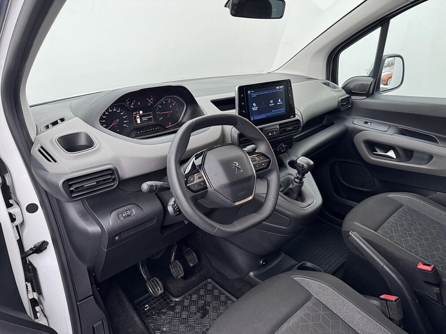 O419V08029_19.webp_RIFTER Active pack 1.5 BlueHDI 96 kW manuál