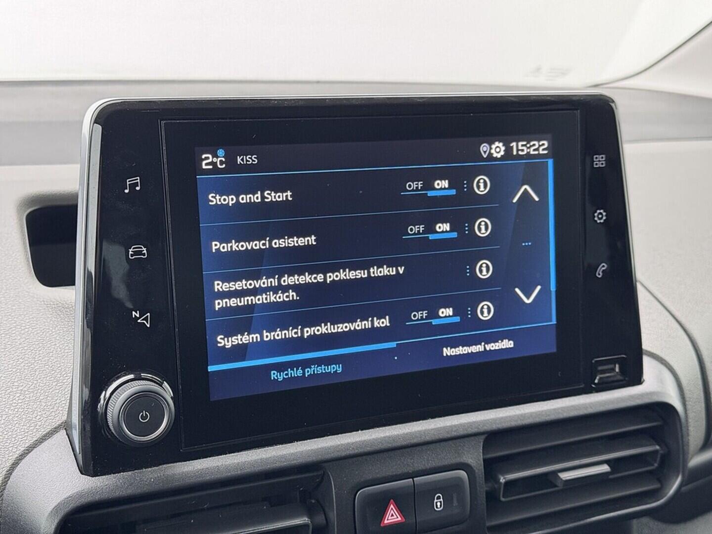 O419V08029_27.webp_RIFTER Active pack 1.5 BlueHDI 96 kW manuál