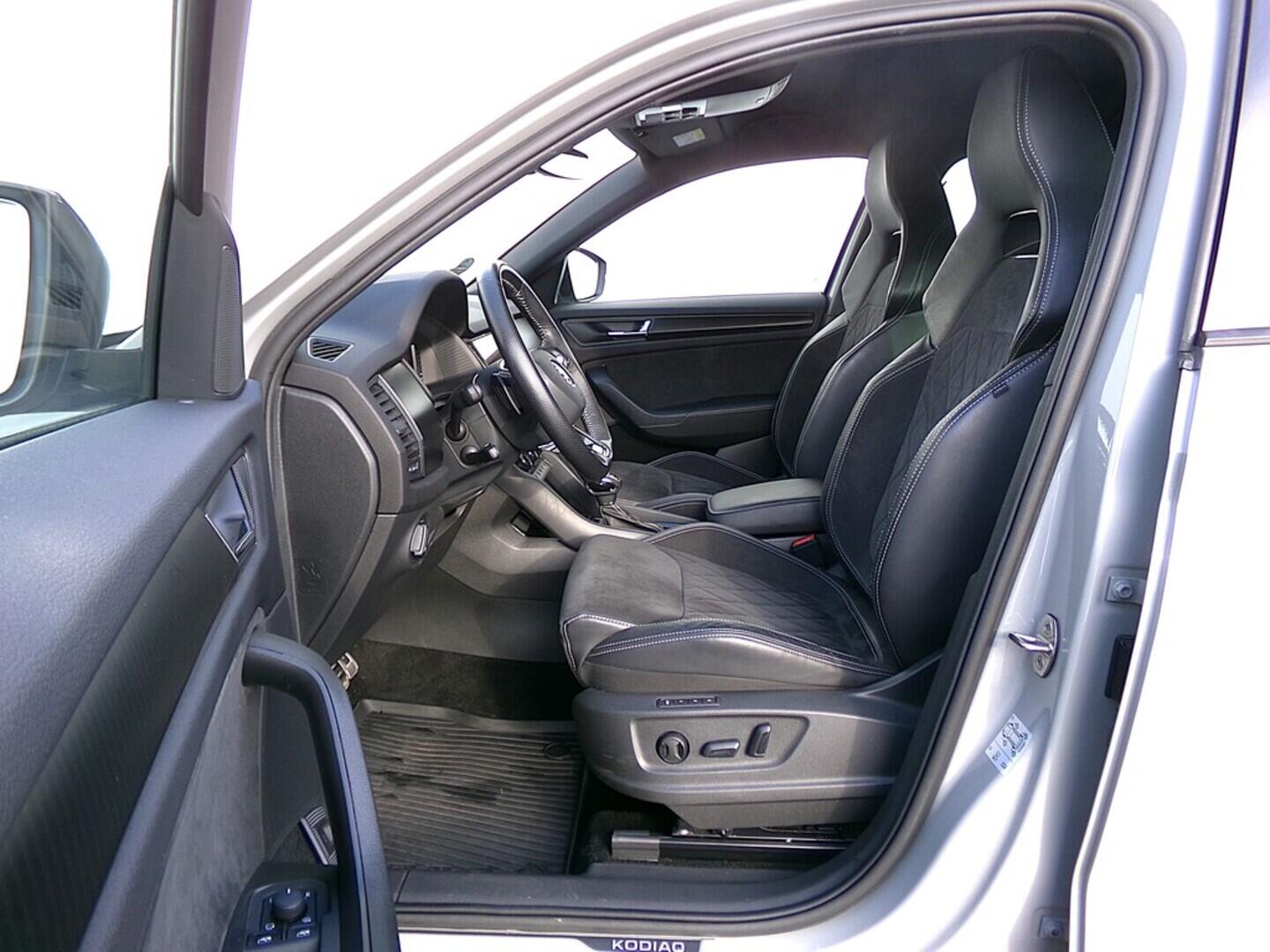 O419V08030_20.webp_KODIAQ SportLine 2.0 TDI 147 kW automat, DPH