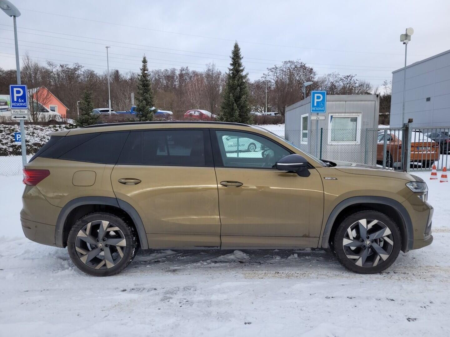 O419V08033_12.webp_KODIAQ SportLine 2.0 TDI 142 kW automat, DPH