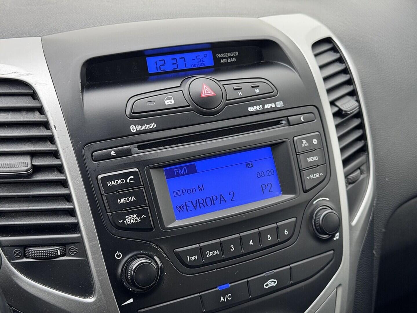 O419V08034_25.webp_IX20 . 1.6 G4FC 91 kW manuál, DPH