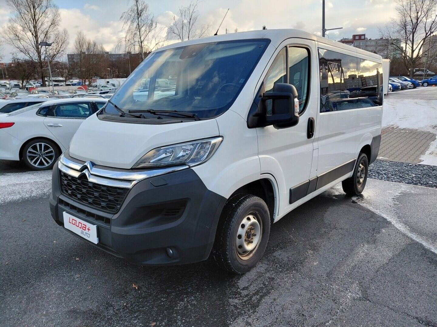 O419V08035_10.webp_JUMPER  2.2 HDI 103 kW manuál