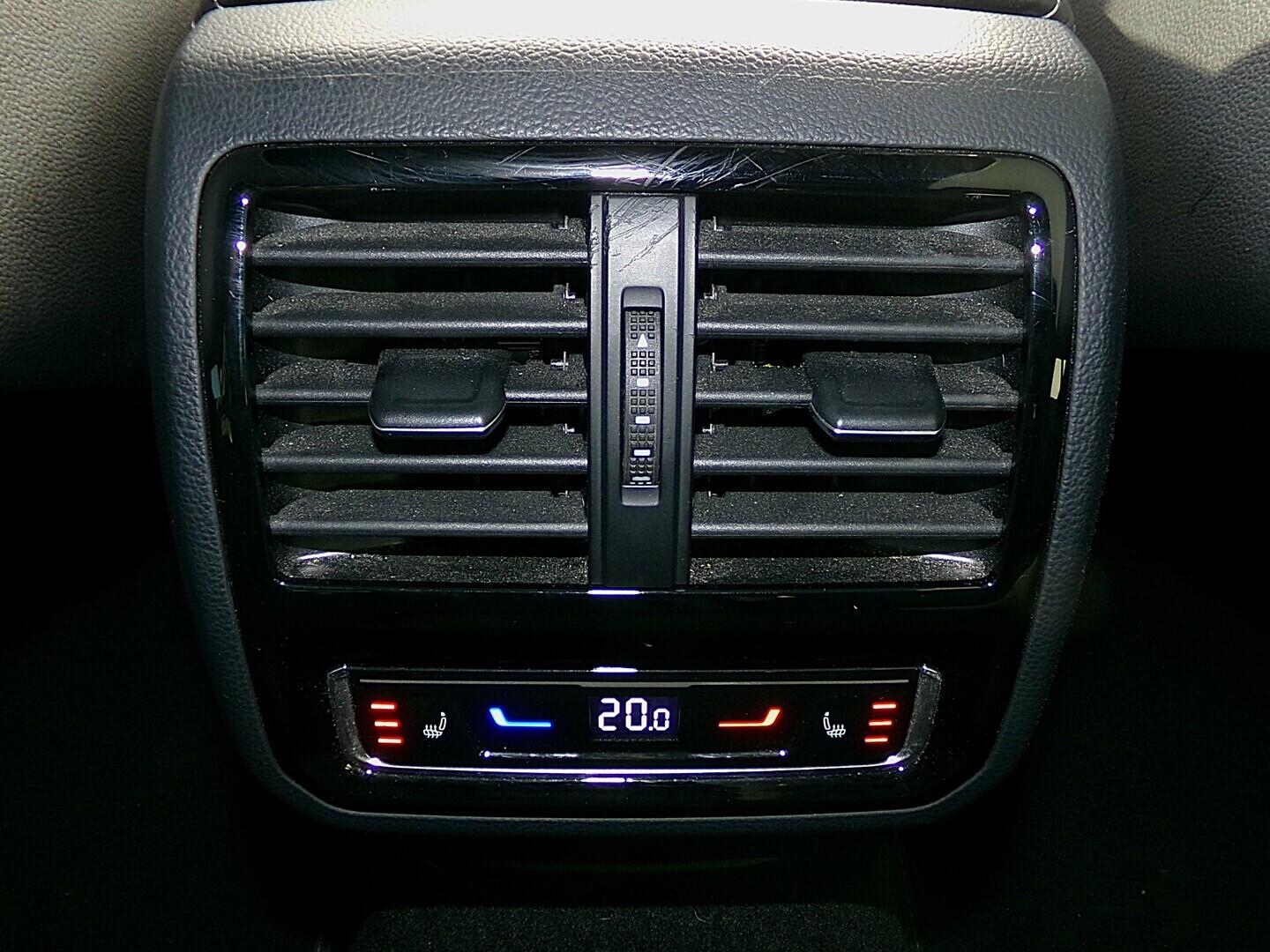 O419V08037_32.webp_ARTEON R-line 2.0 TDI 147 kW automat, DPH