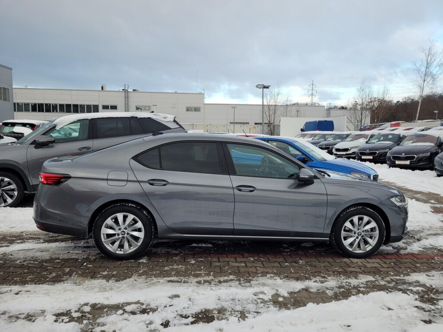 O419V08038_12.webp_SUPERB Selection 2.0 TDI 110 kW automat, DPH