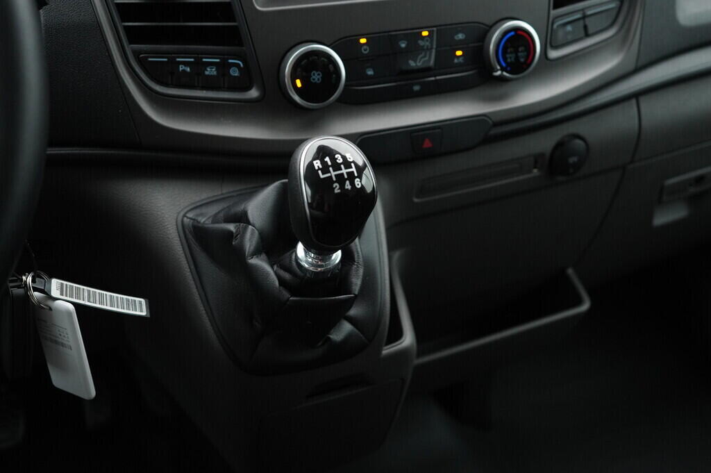 O419V08043_25.webp_TRANSIT L2H2 2.0 TDCi 96 kW manuál, DPH