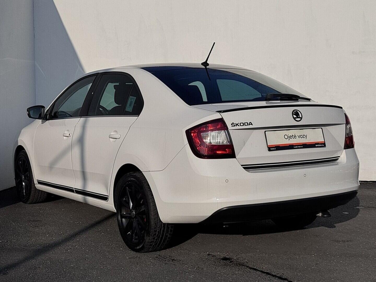 O419V08045_15.webp_RAPID Style 1.0 TSI 81 kW manuál