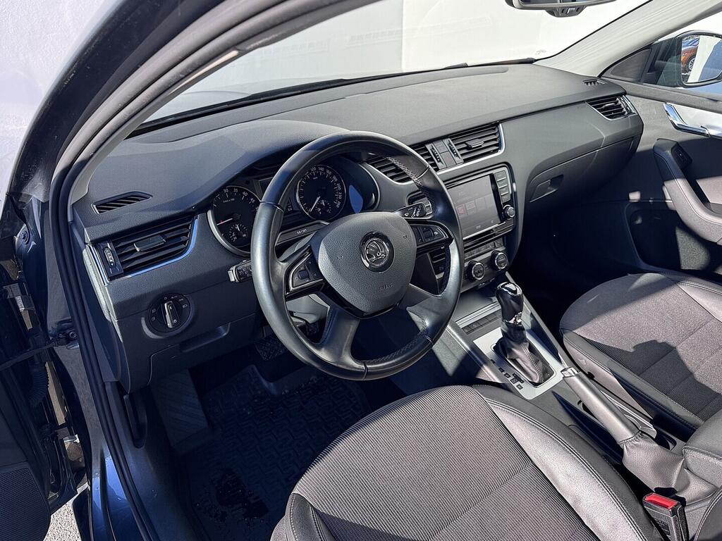 O419V08050_19.webp_OCTAVIA Elegance 1.6 TDI 77 kW automat
