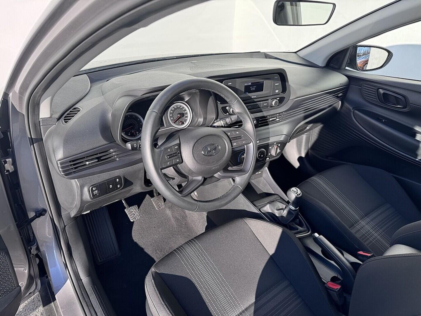 O419V08053_19.webp_BAYON Comfort Club 1.2 MPI 62 kW manuál