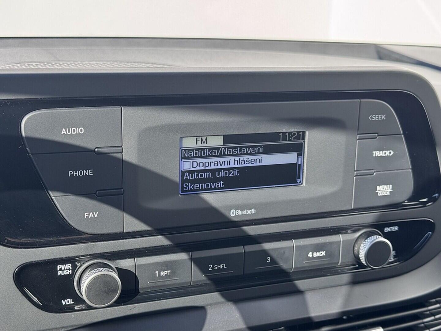 O419V08053_26.webp_BAYON Comfort Club 1.2 MPI 62 kW manuál