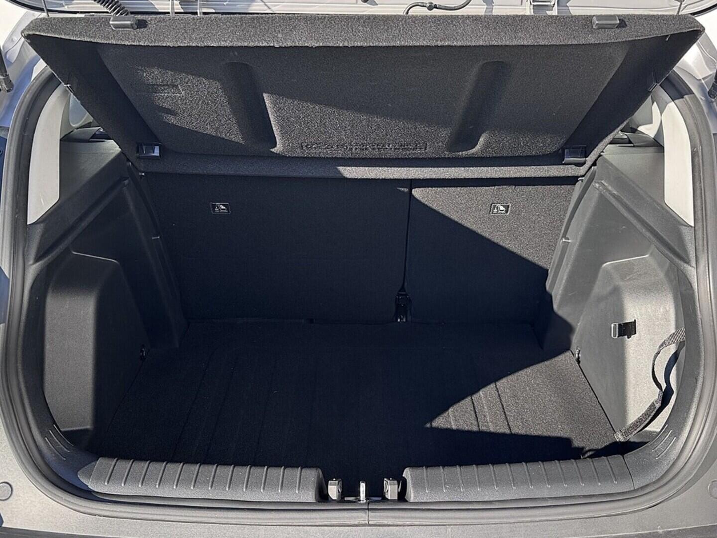 O419V08053_31.webp_BAYON Comfort Club 1.2 MPI 62 kW manuál