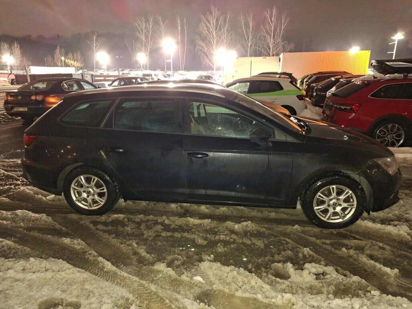 O419V08062_12.webp_LEON ST Style 1.6 TDI 81 kW manuál