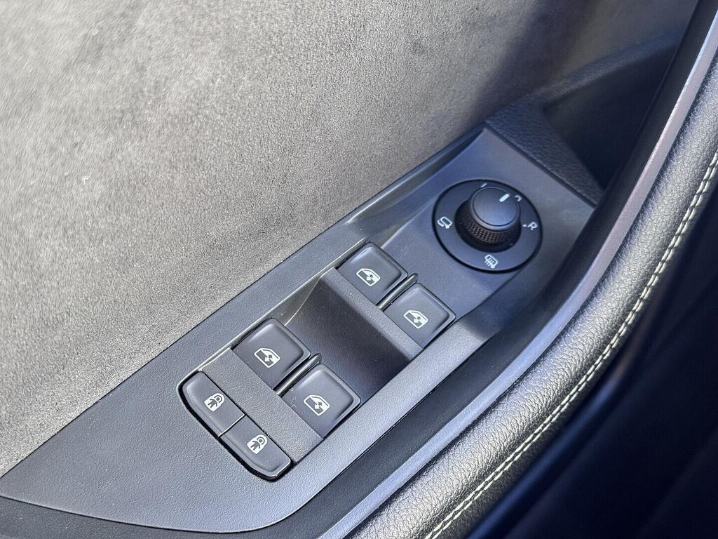 O419V08063_21.webp_SUPERB SportLine 2.0 TDI 147 kW automat, DPH