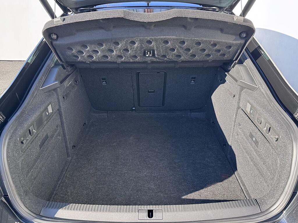 O419V08063_32.webp_SUPERB SportLine 2.0 TDI 147 kW automat, DPH