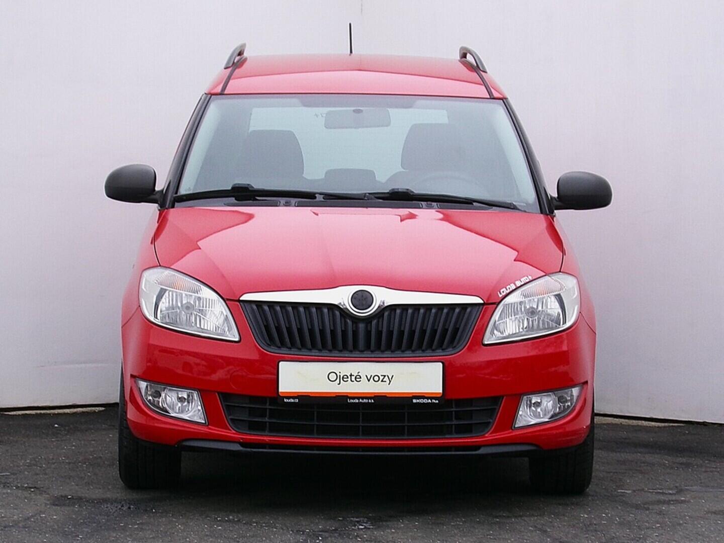 O419V08064_13.webp_ROOMSTER Active Fresh 1.4 16V 63 kW manuál, DPH